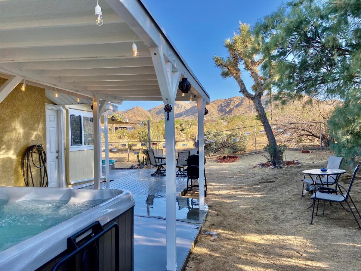 Float Pool, Hot Tub, Sauna, Views, Telescope-Skywatchers Haven Joshua Tree Exterior photo