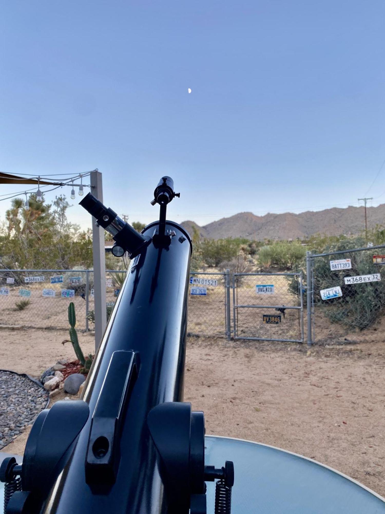 Float Pool, Hot Tub, Sauna, Views, Telescope-Skywatchers Haven Joshua Tree Exterior photo
