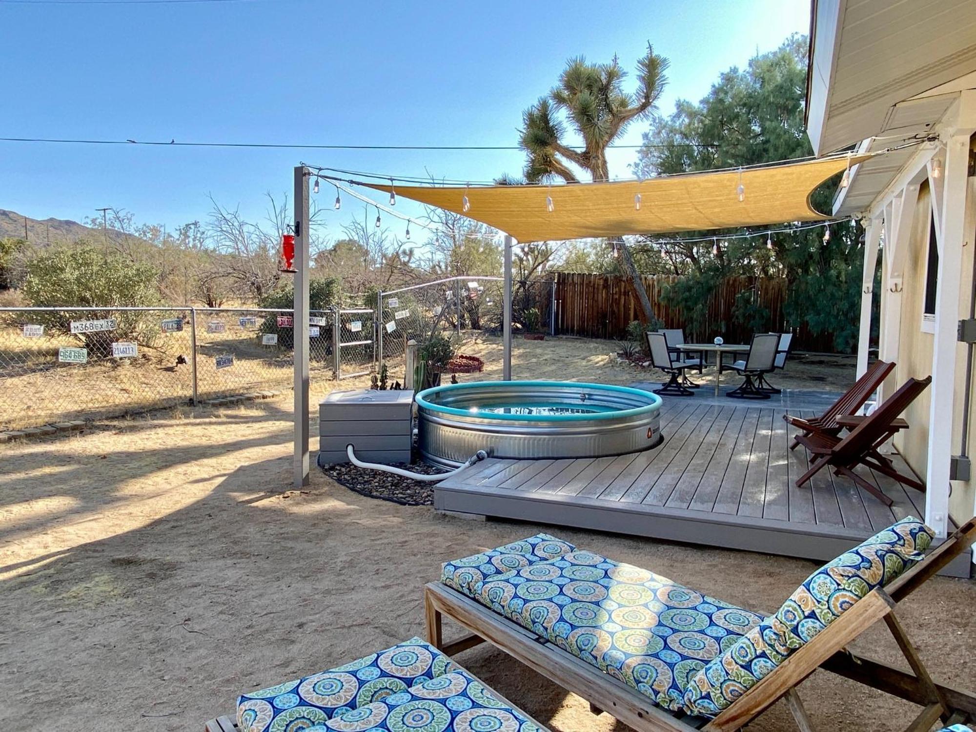 Float Pool, Hot Tub, Sauna, Views, Telescope-Skywatchers Haven Joshua Tree Exterior photo