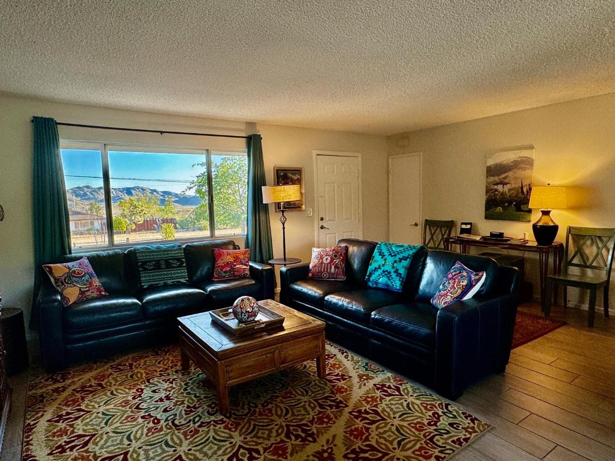Float Pool, Hot Tub, Sauna, Views, Telescope-Skywatchers Haven Joshua Tree Exterior photo